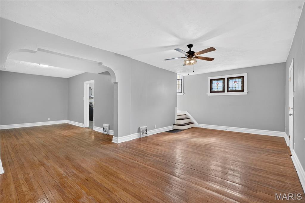 5315 Blow Street Property Photo 7