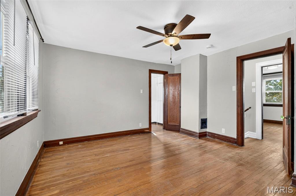 5315 Blow Street Property Photo 14