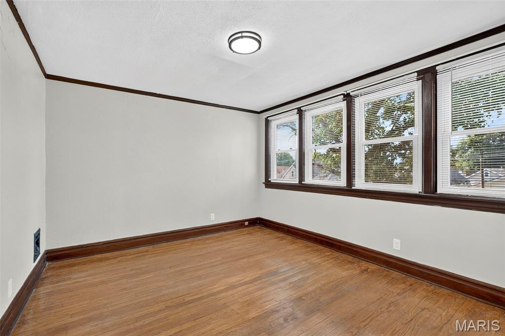 5315 Blow Street Property Photo 15