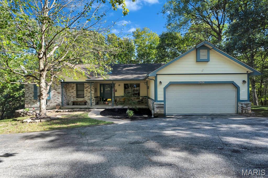 7836 Borman Road Property Photo 1