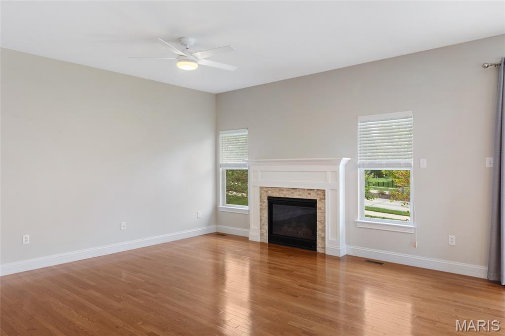 1247 Emerald Gardens Drive Property Photo 15