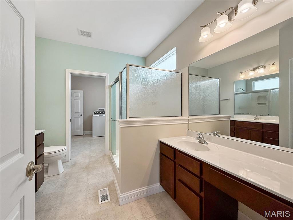 1247 Emerald Gardens Drive Property Photo 28
