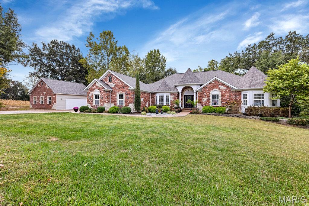 341 Mallard Pointe Boulevard Property Photo 1