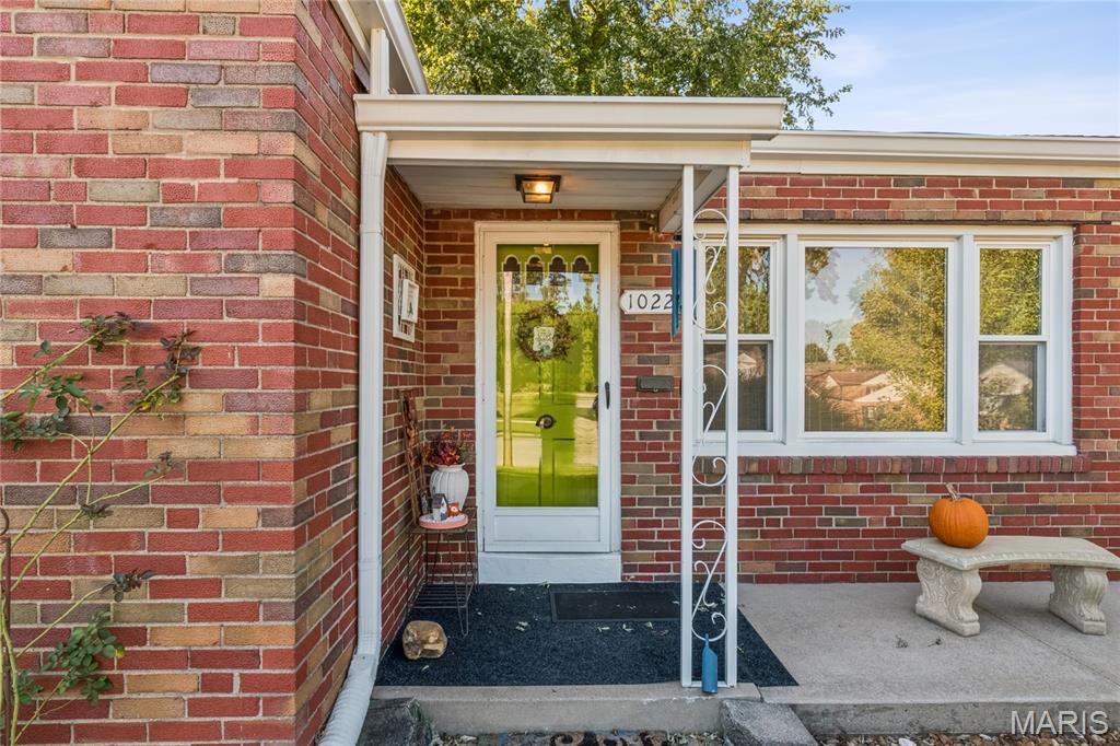 10227 Burdeau Lane Property Photo 8