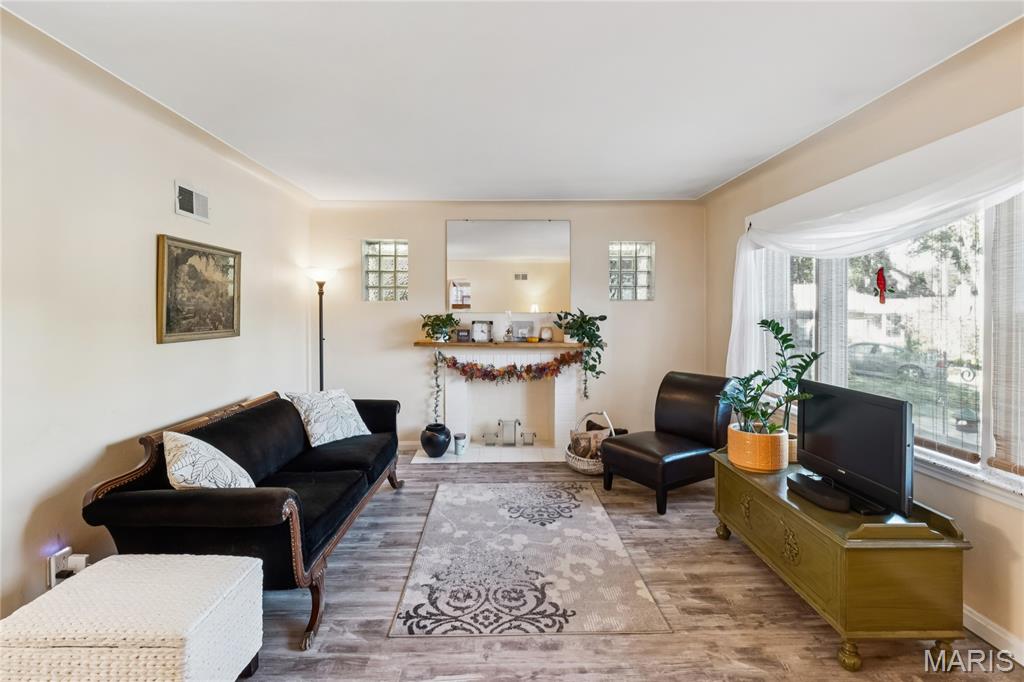 10227 Burdeau Lane Property Photo 11