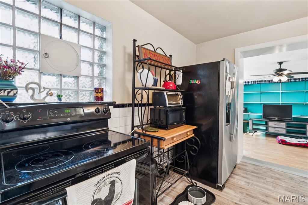 10227 Burdeau Lane Property Photo 16