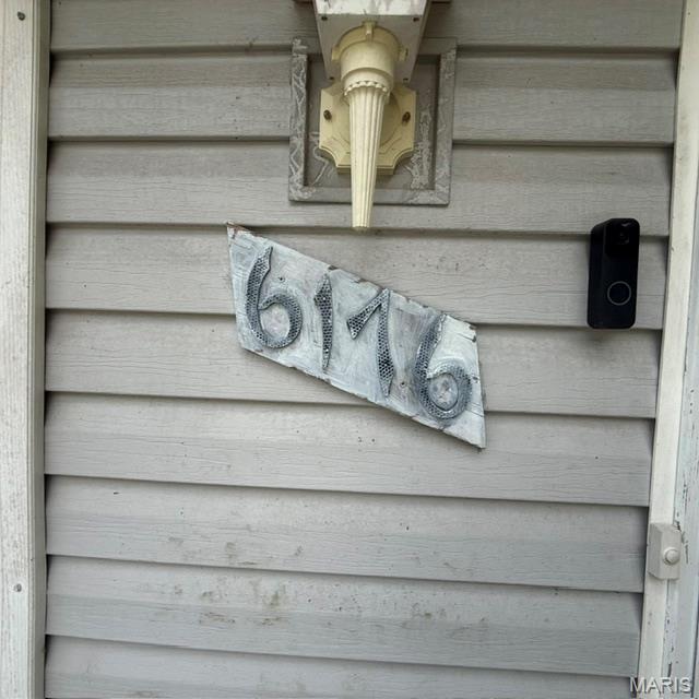 6176 Sunset Drive Property Photo 3