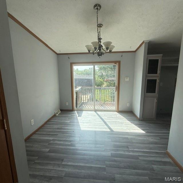 6176 Sunset Drive Property Photo 5