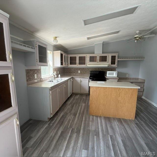 6176 Sunset Drive Property Photo 6