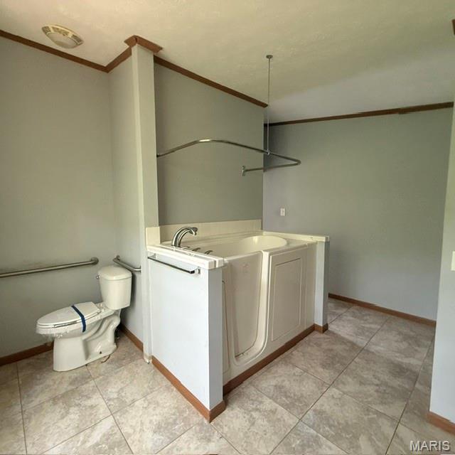 6176 Sunset Drive Property Photo 12