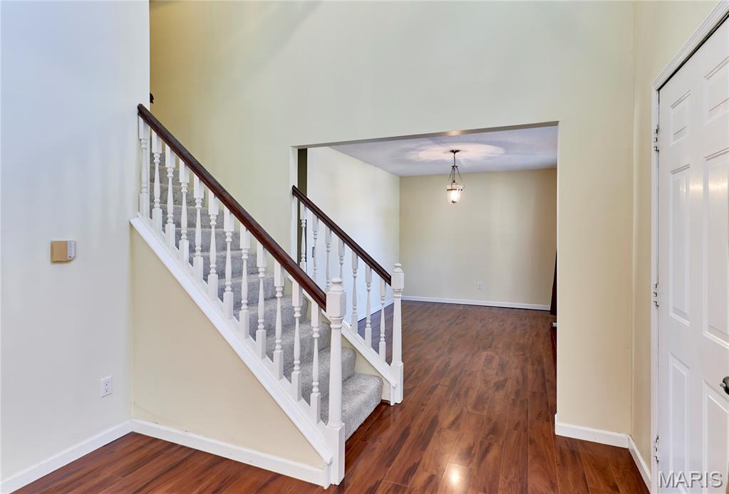 19 Kingsmont Court Property Photo 7