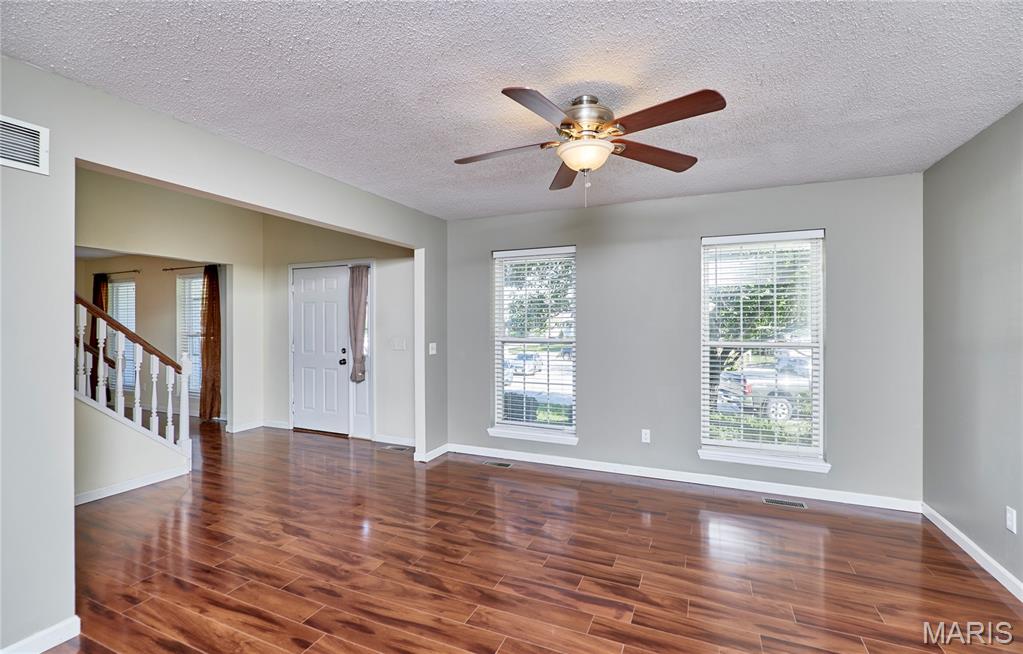 19 Kingsmont Court Property Photo 19