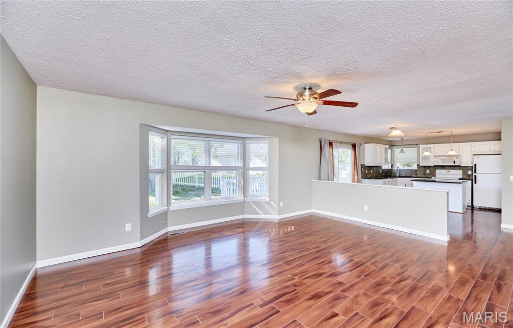 19 Kingsmont Court Property Photo 21
