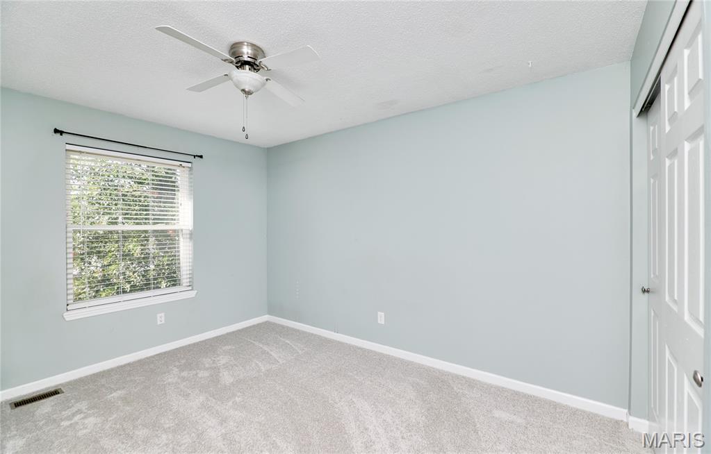 19 Kingsmont Court Property Photo 53