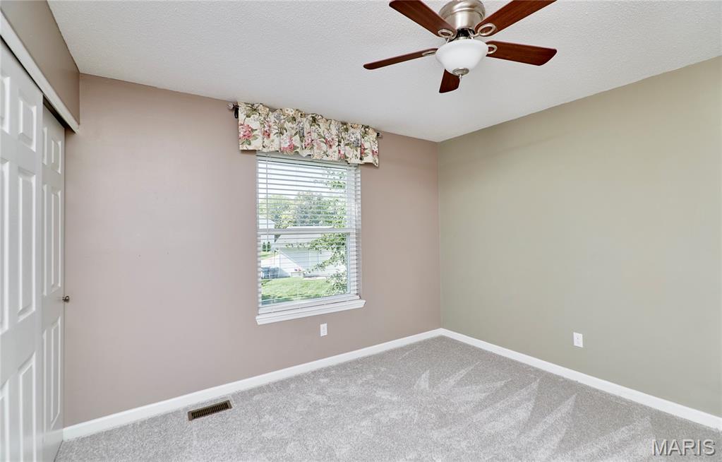 19 Kingsmont Court Property Photo 59