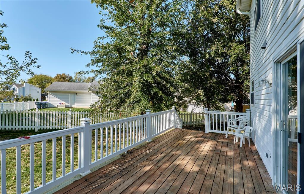 19 Kingsmont Court Property Photo 67