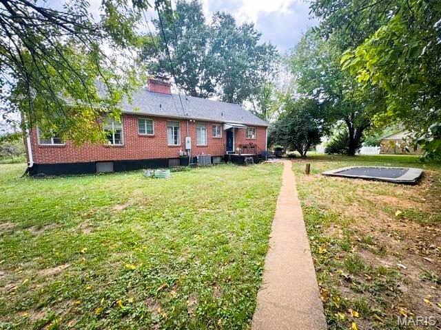 231 Donald Street Property Photo 4