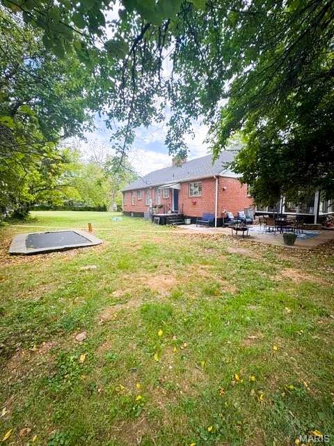 231 Donald Street Property Photo 5