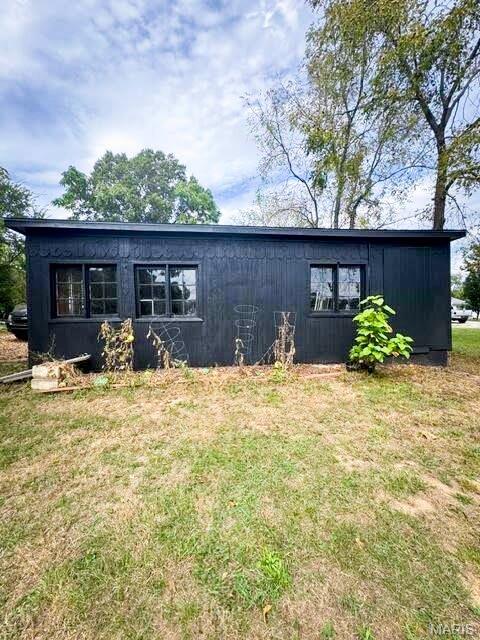 231 Donald Street Property Photo 6