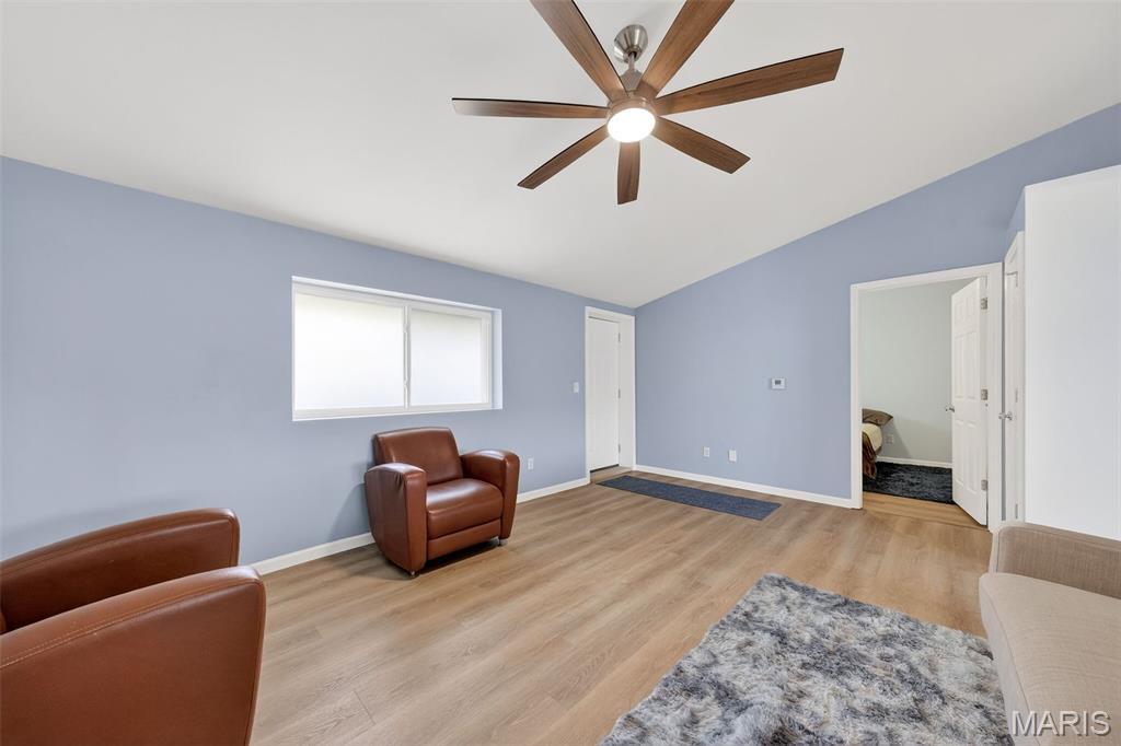 202 2nd Street Property Photo 10