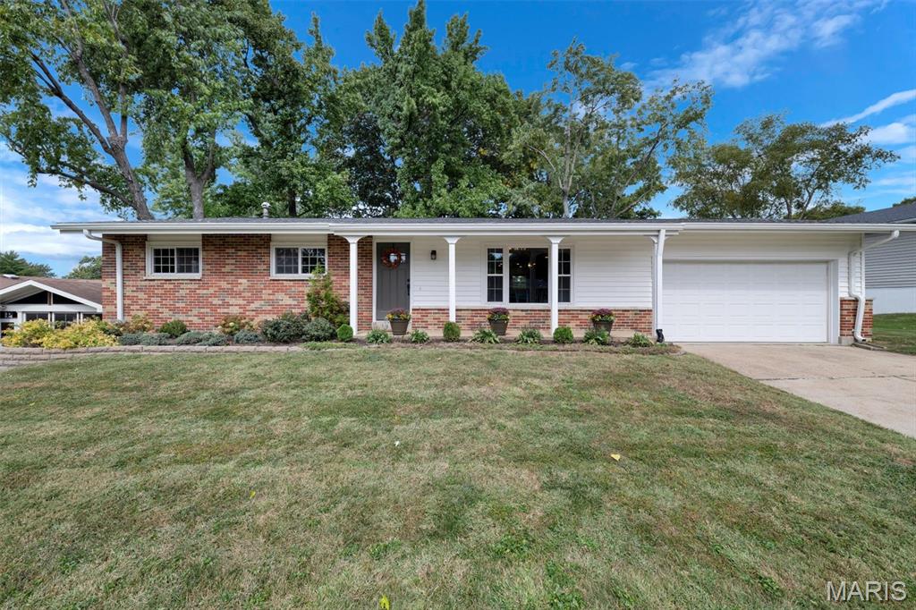 11145 Yellowstone Drive Property Photo 1