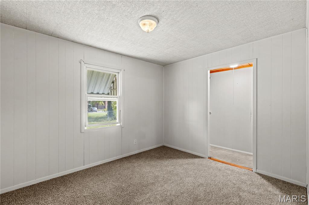 428 Whitelaw Avenue Property Photo 16