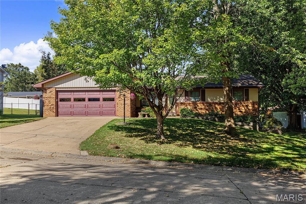1808 Evondale Drive Property Photo 2