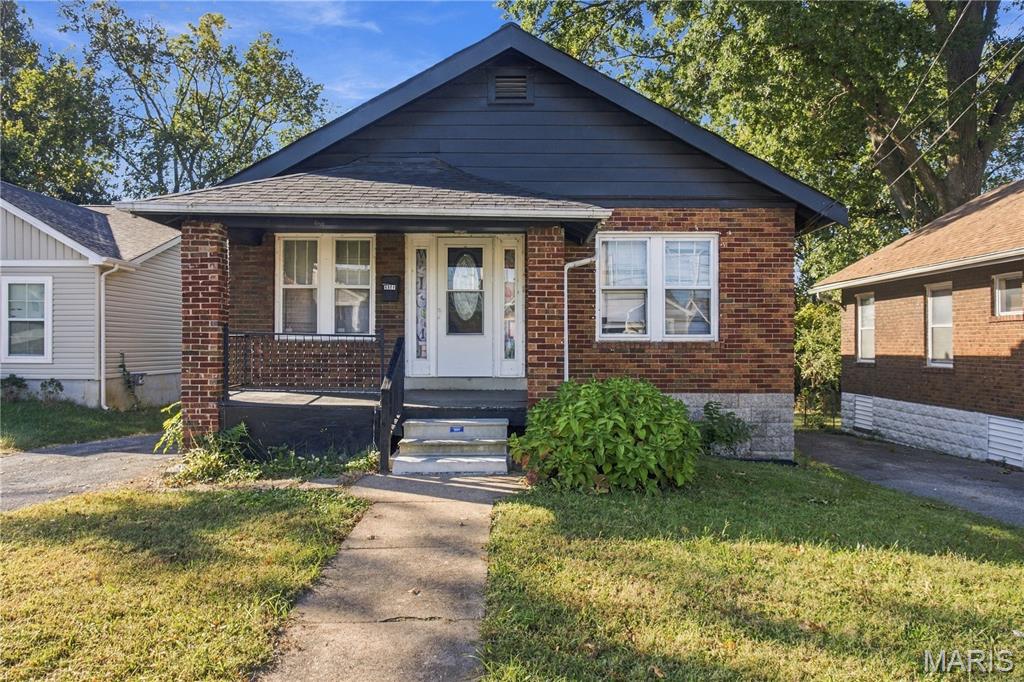 6908 Robbins Avenue Property Photo 1