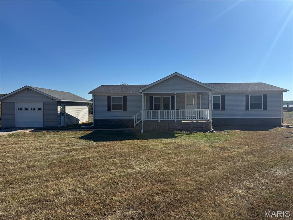 8524 Highway D Property Photo