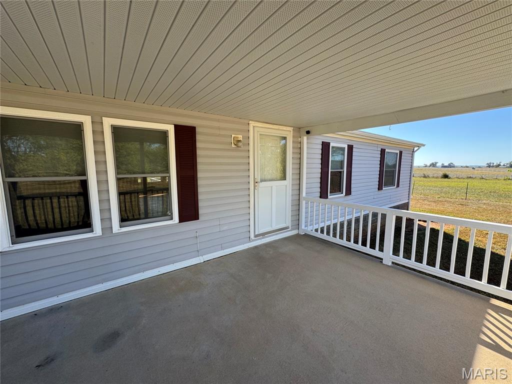 8524 Highway D Property Photo 5