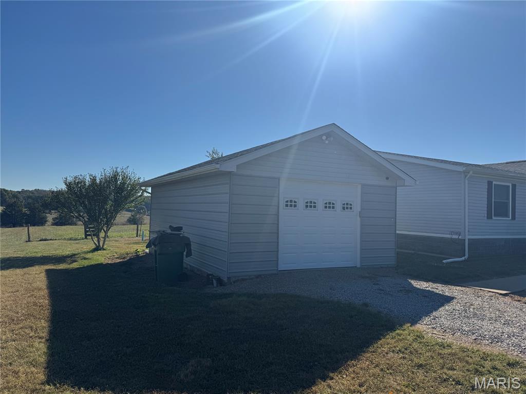 8524 Highway D Property Photo 9