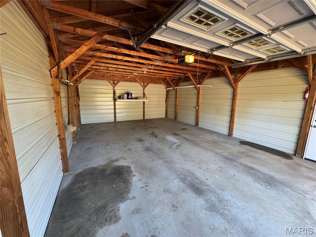8524 Highway D Property Photo 11