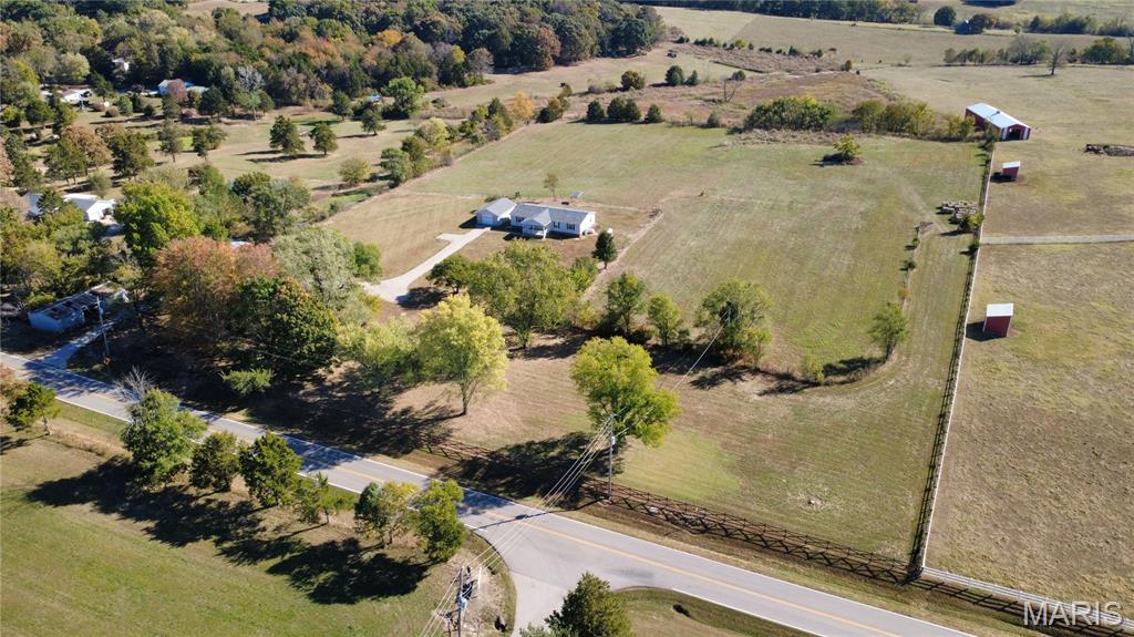 8524 Highway D Property Photo 15