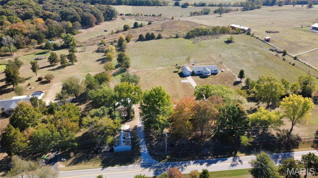 8524 Highway D Property Photo 16