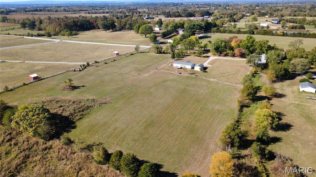 8524 Highway D Property Photo 17