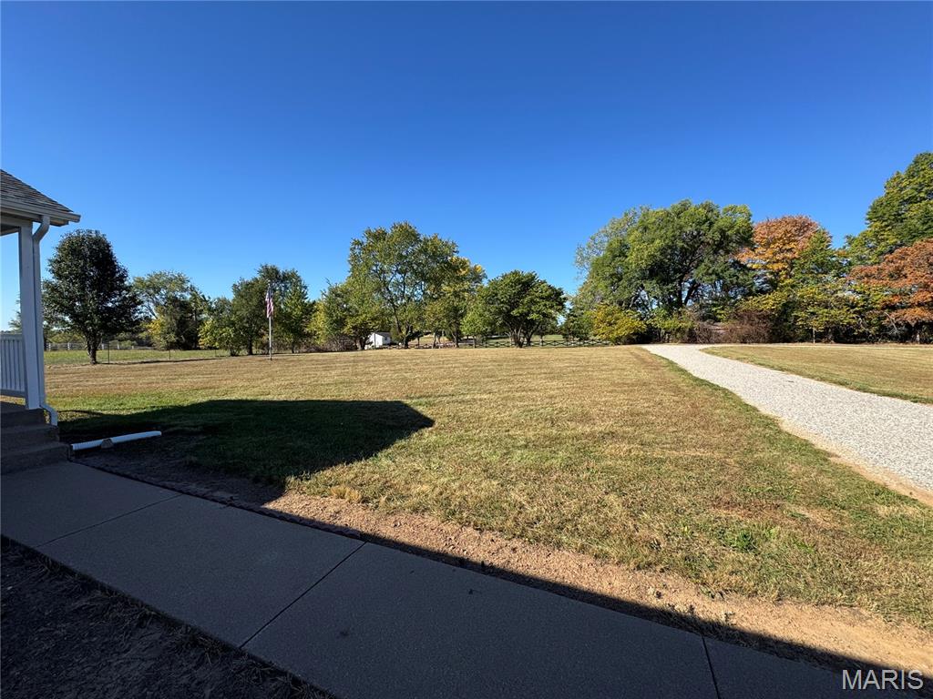 8524 Highway D Property Photo 24