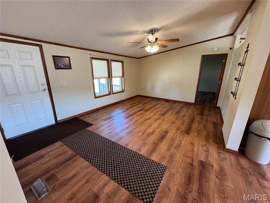 8524 Highway D Property Photo 32