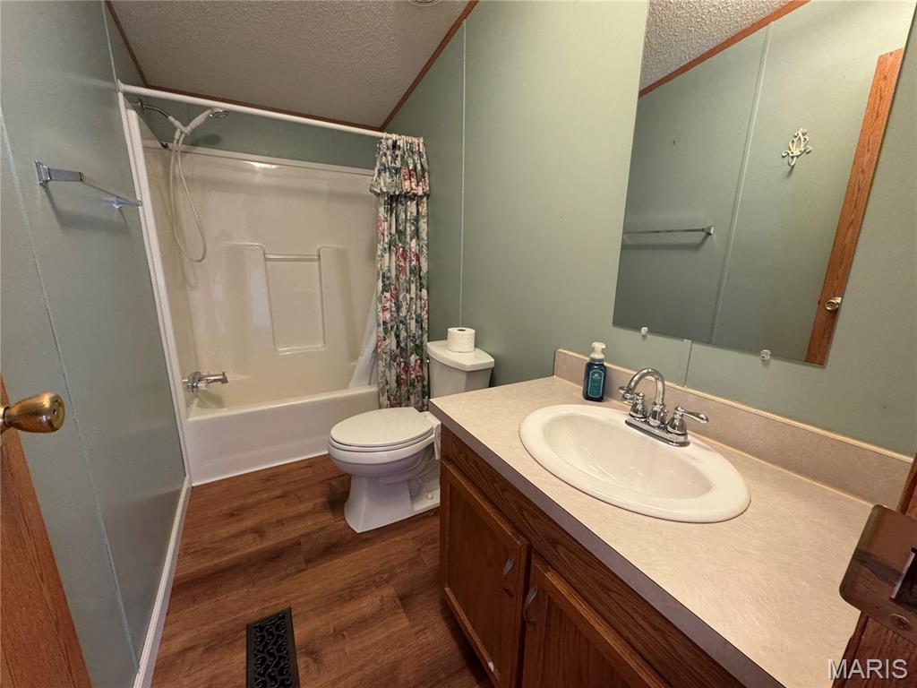 8524 Highway D Property Photo 45