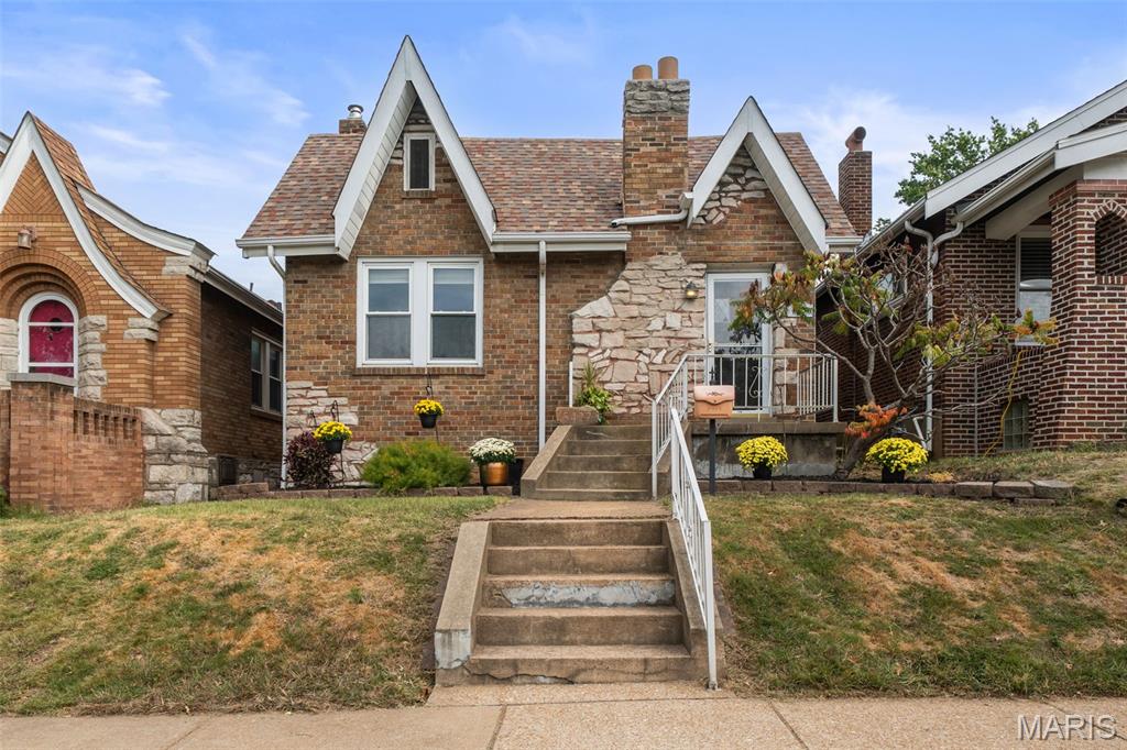 5427 Eichelberger Street Property Photo 1