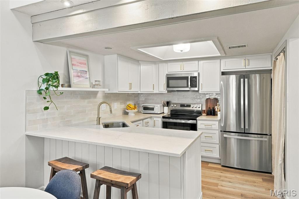 103 Hemingway Lane B Property Photo 8