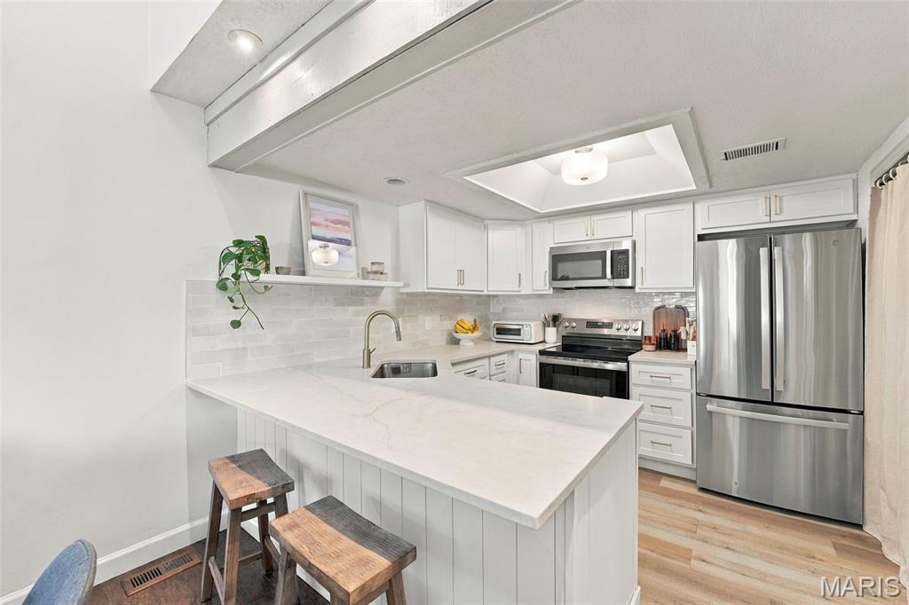 103 Hemingway Lane B Property Photo 11