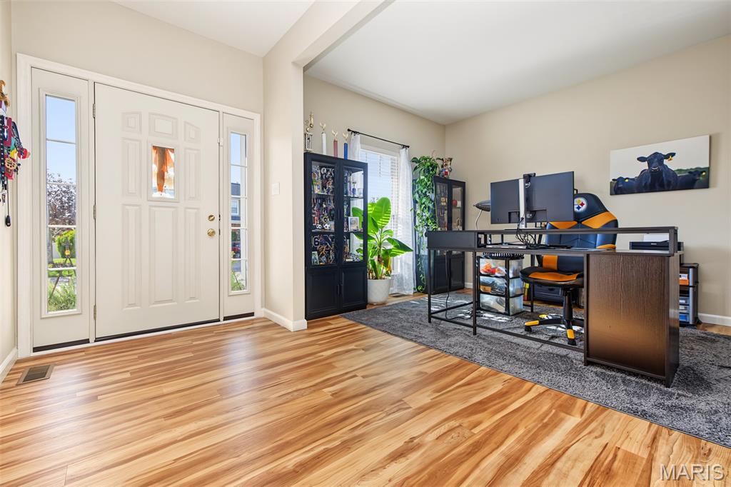 1004 Meadow Grove Drive Property Photo 6