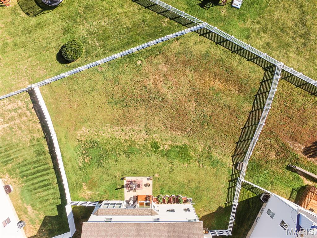 1004 Meadow Grove Drive Property Photo 39