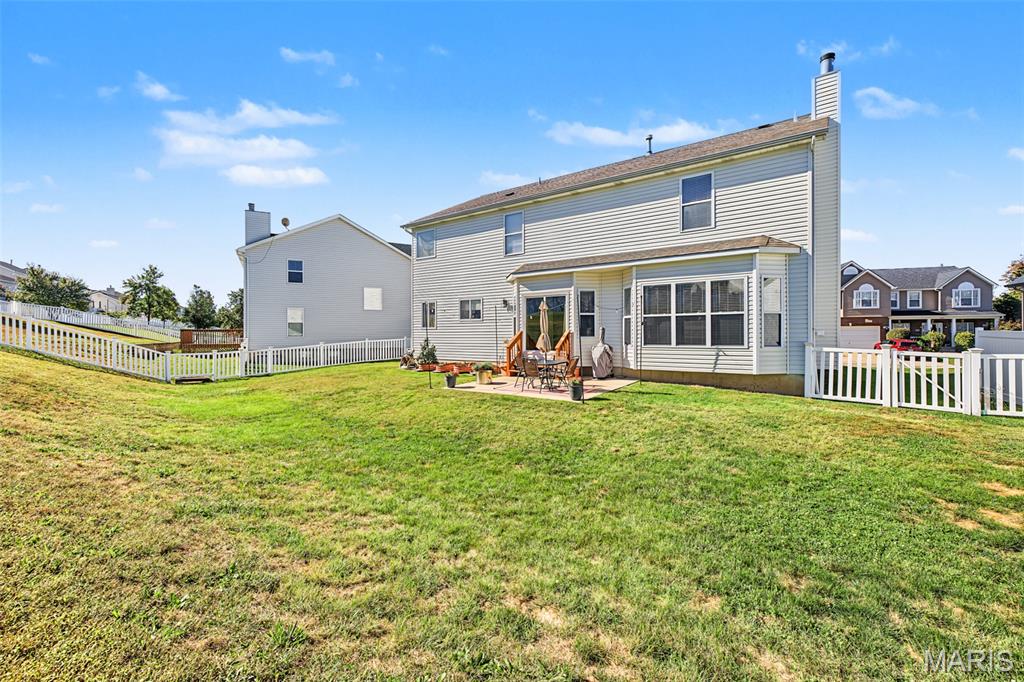 1004 Meadow Grove Drive Property Photo 41
