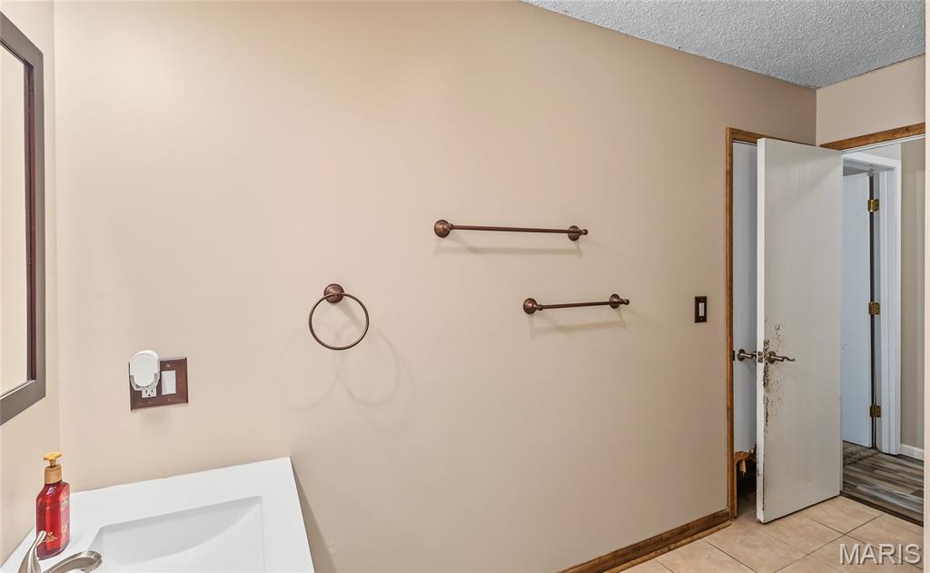 22885 Hickerson Drive Property Photo 12