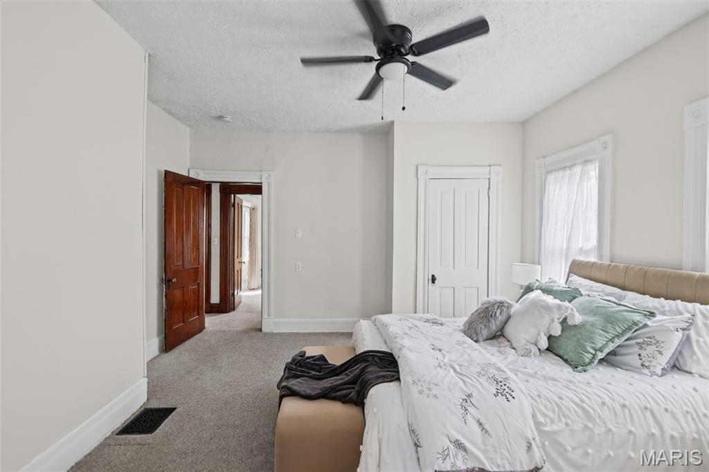 3010 College Avenue Property Photo 26