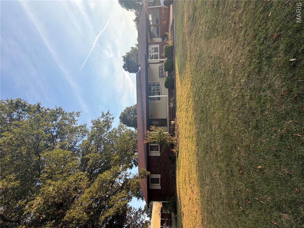 509 W 6TH Street