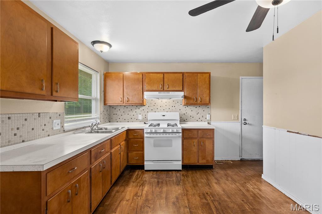 12021 Cato Drive Property Photo 7
