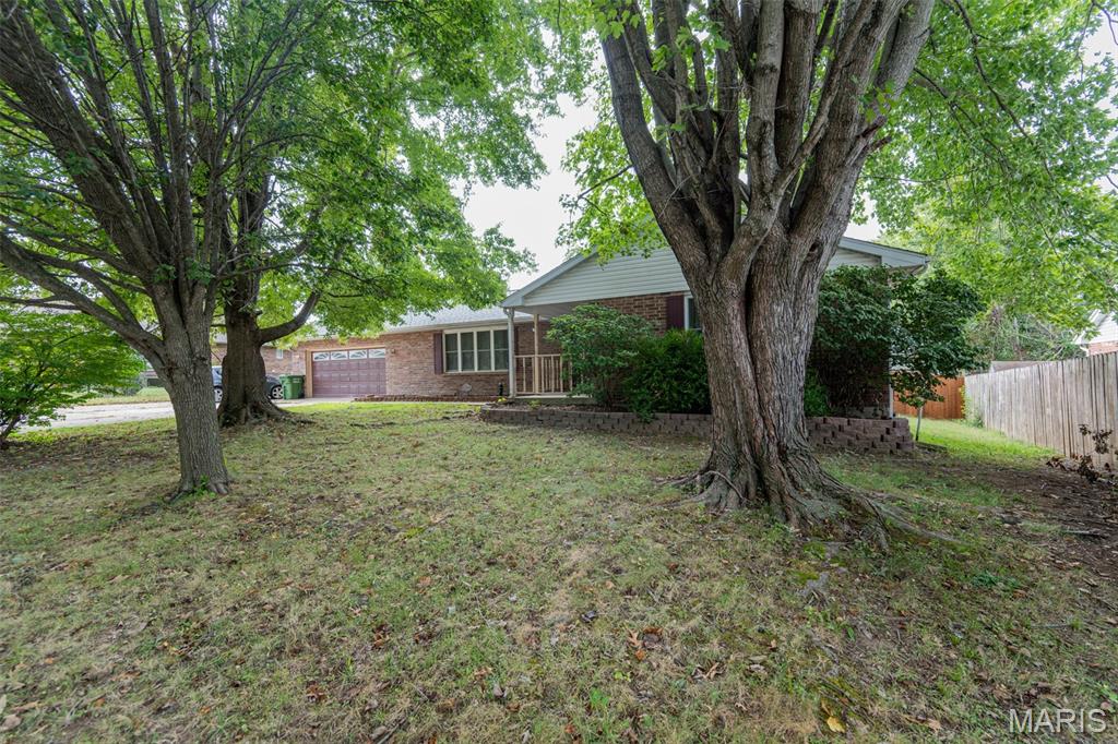 1606 Amber Place Property Photo 6