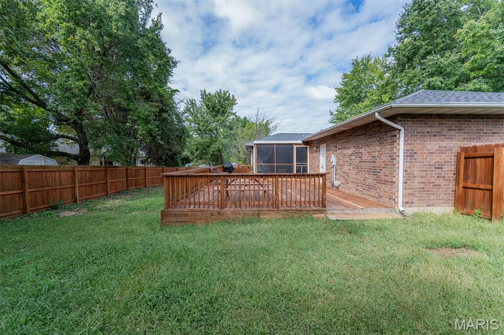 1606 Amber Place Property Photo 8